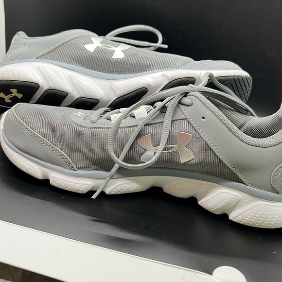 Under Armour Micro G Assert 7 Women's Running Shoes, sz 9 - Picture 6 of 8